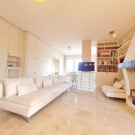 Ottoboni Charme With Terrace Apartment Milan