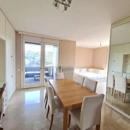 Ottoboni Charme With Terrace Apartment Milan